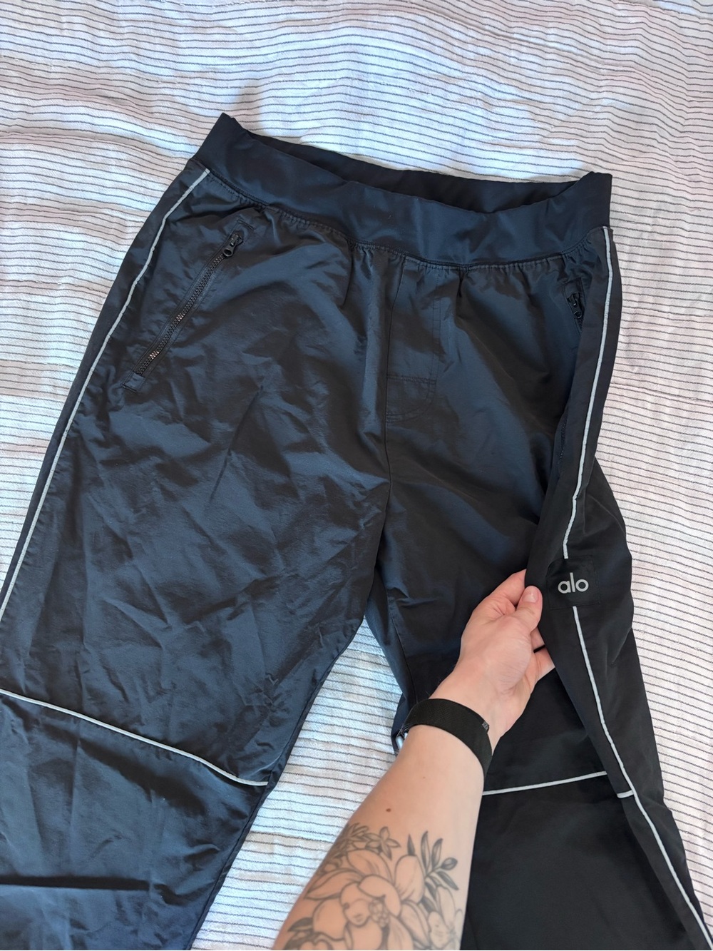 Alo Torrent Black Reflective-Trim Jogger Pants Track Pants